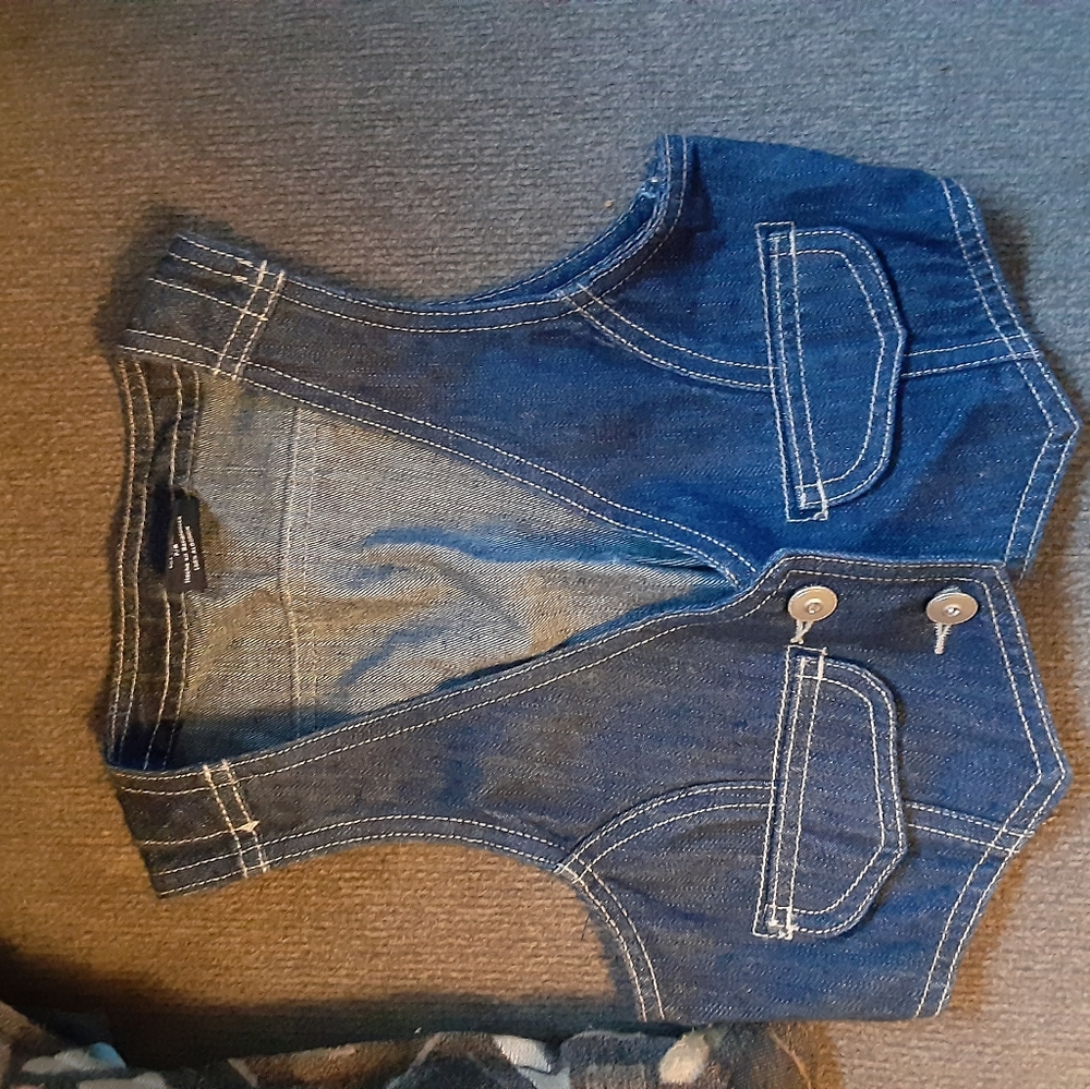 Girls jean vest